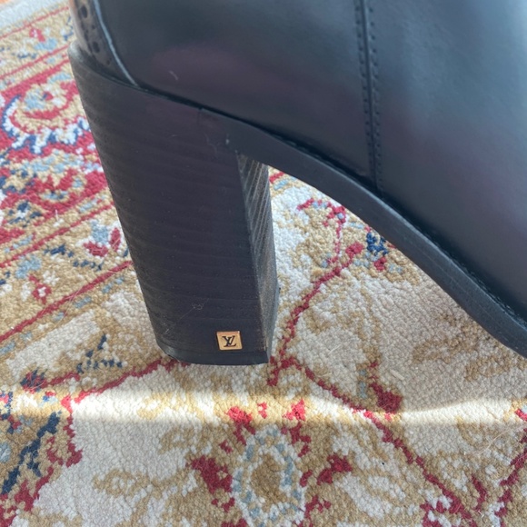 Louis Vuitton High Boots - Size 7 - Picture 9 of 16